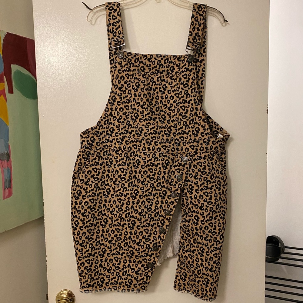 Cheetah jumper